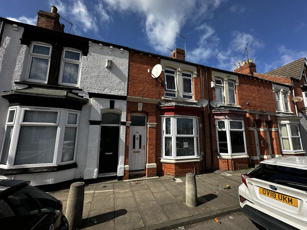 Property photo 3 of 3 81 Abingdon Road-1.Jpg