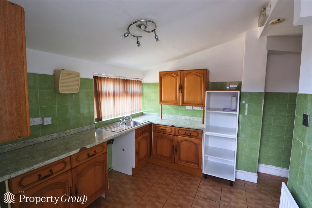 Property photo 2 of 17 50 Abercorn Road Sale  (7).Png