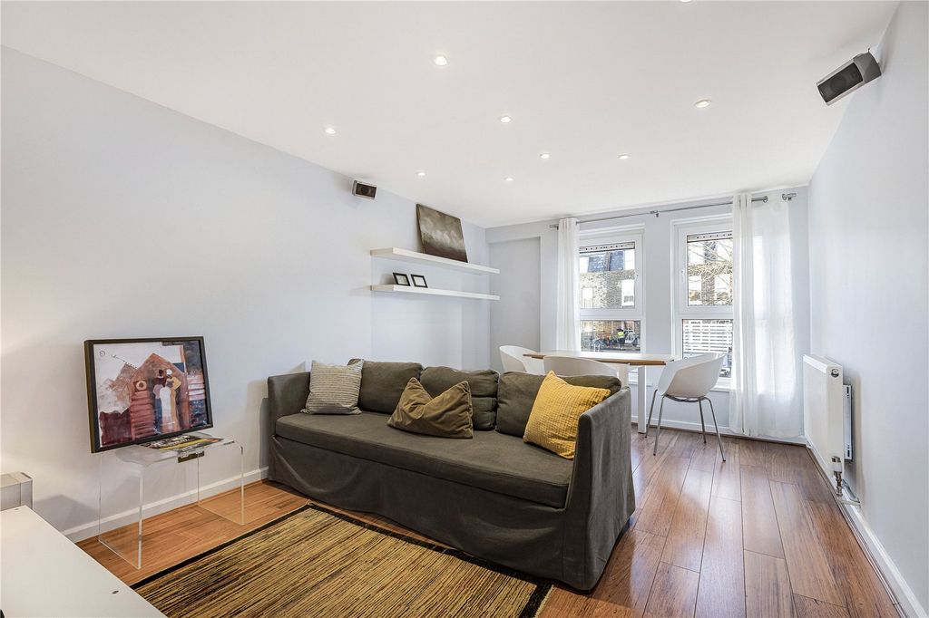 Property photo 1 of 22 Picture No. 08