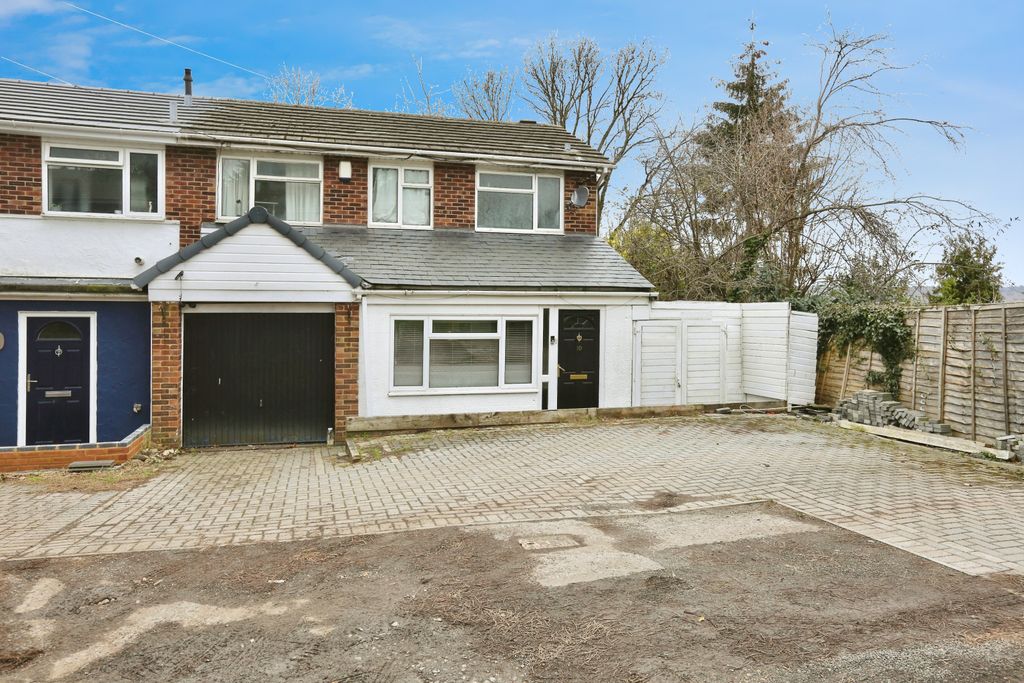 Property photo 1 of 11 Photography