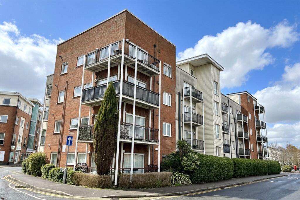 Property photo 1 of 15