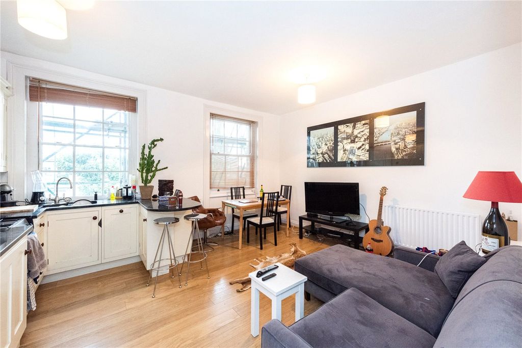 Property photo 2 of 11 Picture No. 04
