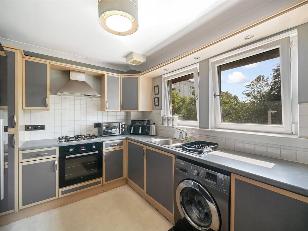 Property photo 3 of 21 Picture No. 07