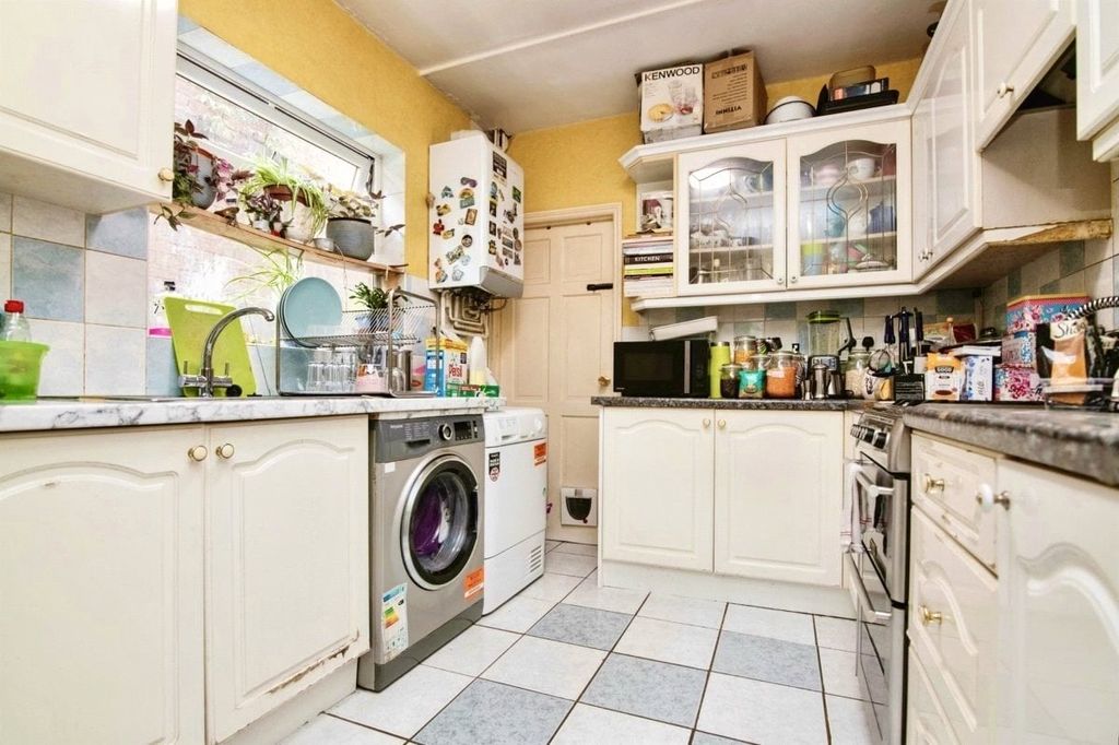 Property photo 3 of 12 Picture No. 12