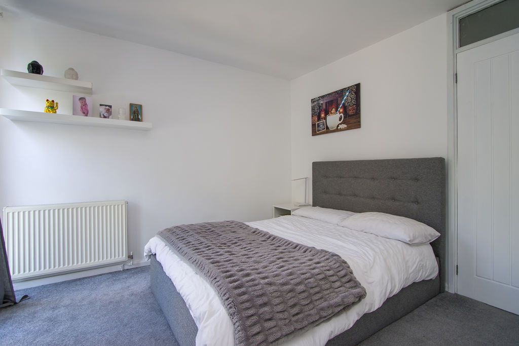 Additional image 10 of 2 bed flat for saleGwent, Northcliffe, Penarth CF64