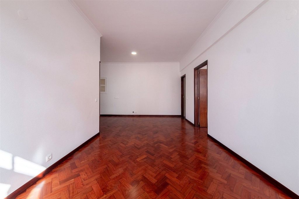 Property photo 1 of 10 Renovated Two-Bedroom Apartment In Central Funchal