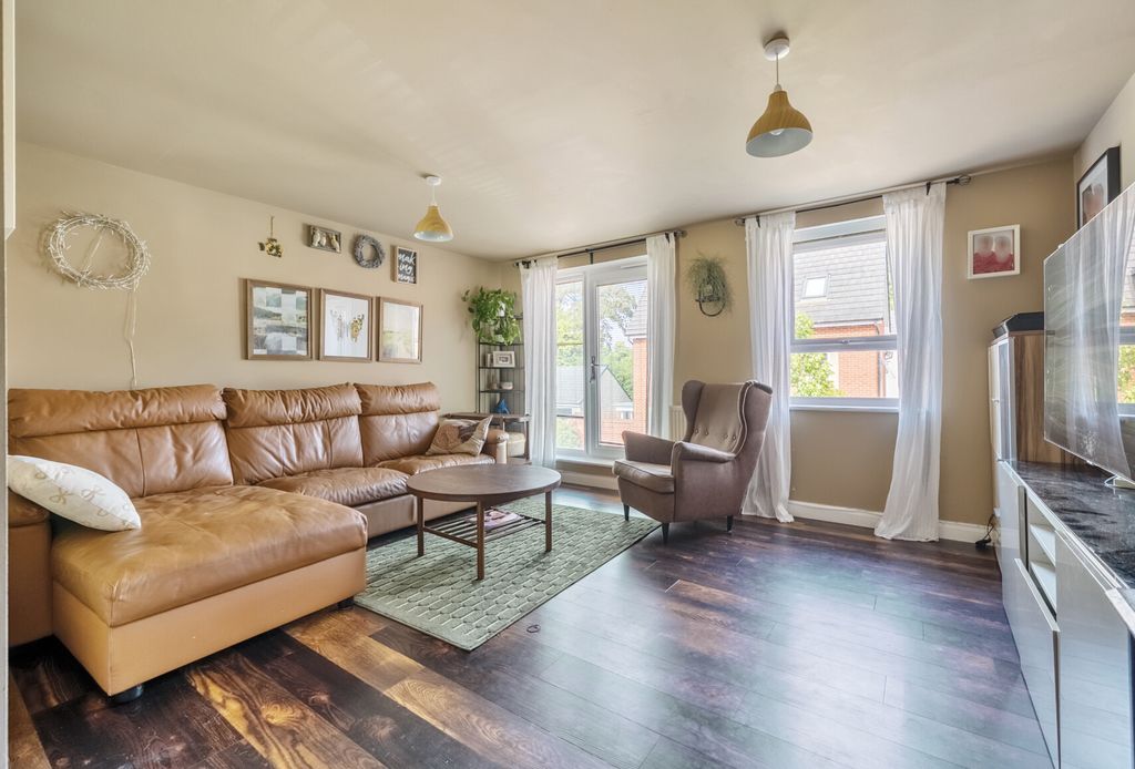 Property photo 2 of 22 1314062-18-685Ad2...
