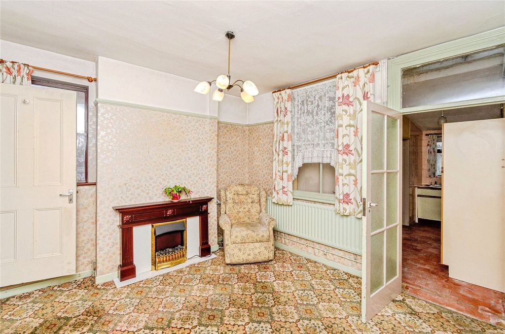 Property photo 3 of 20 Picture No. 06