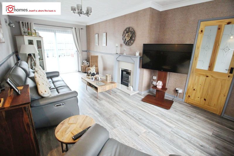 Property photo 3 of 14 Photo 7