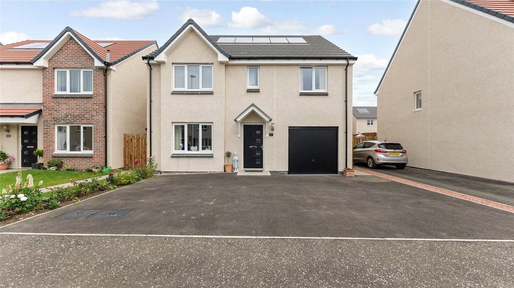 Property photo 1 of 31 Picture No. 01