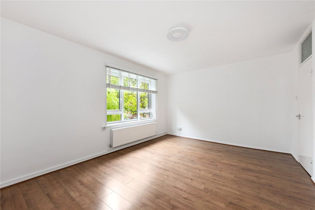 Property photo 2 of 12 Picture No. 07