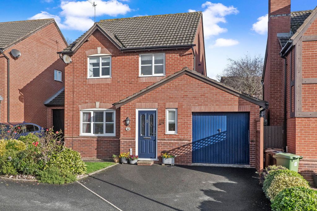 Property photo 1 of 16