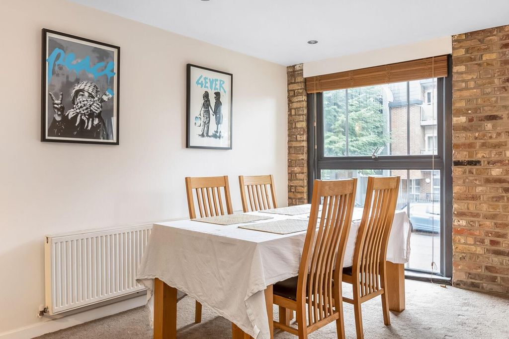 Property photo 3 of 13 10