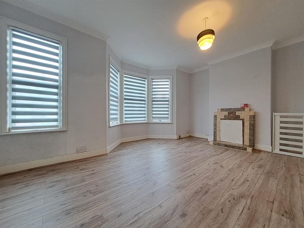 Property photo 2 of 7 Img-20240603-Wa0004.Jpg