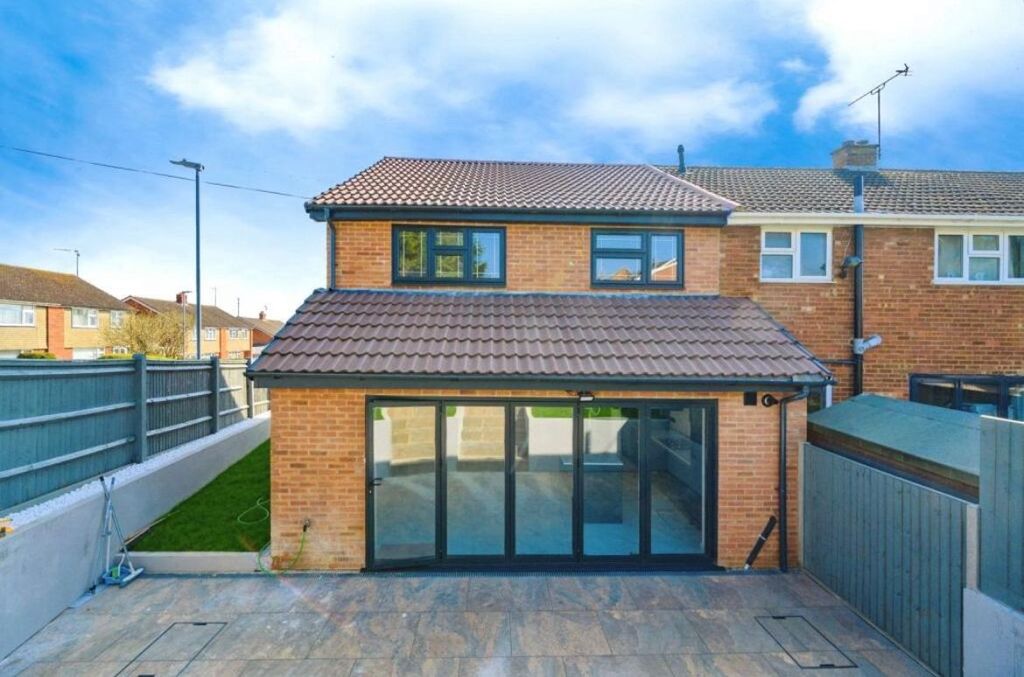 Property photo 1 of 14 Whatsapp Image 2025-07-06 At 4.15.55 Pm.Jpeg