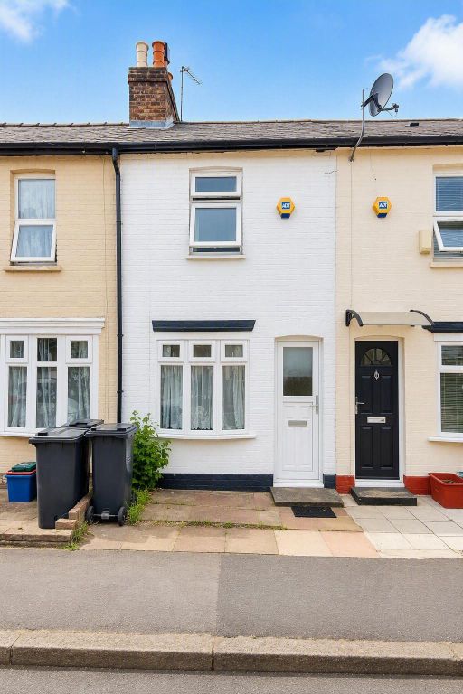 Property photo 1 of 7