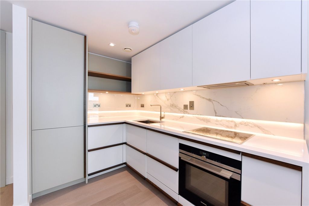 Property photo 2 of 16 Kitchen