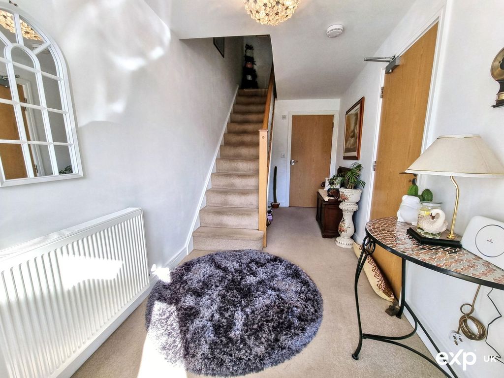 Property photo 3 of 23