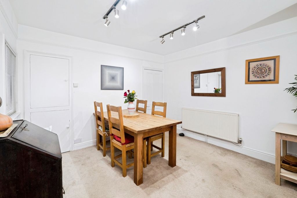 Additional image 5 of 2 bed flat for salePenrose Terrace, Penzance, Cornwall TR18