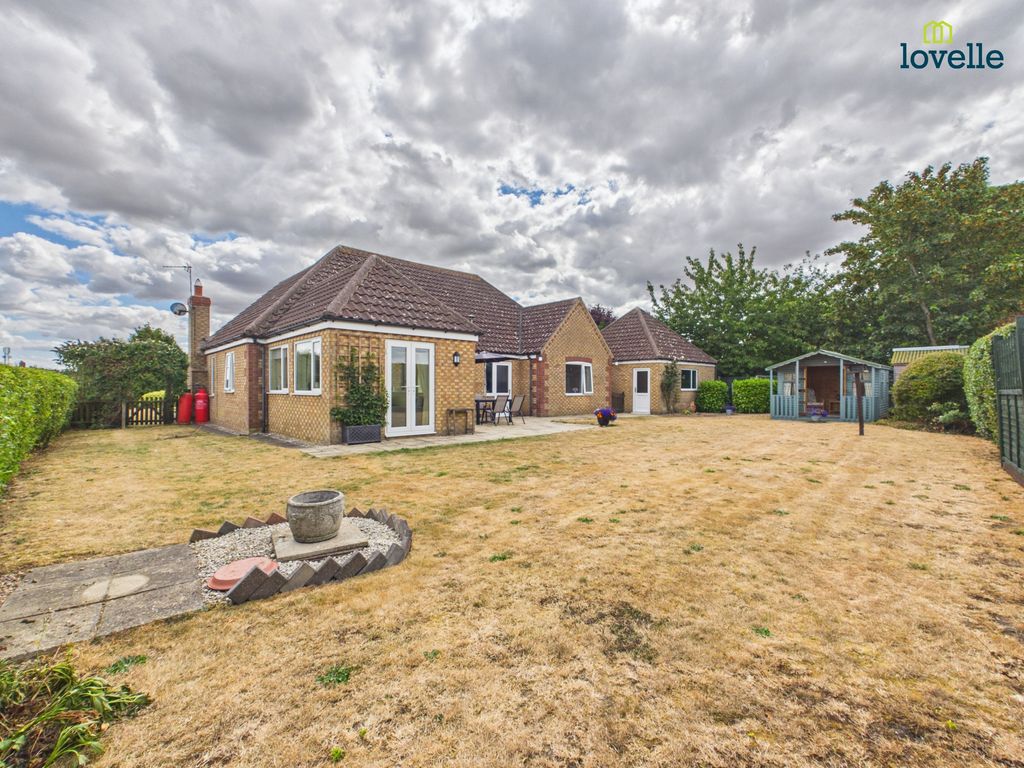 Property photo 2 of 19