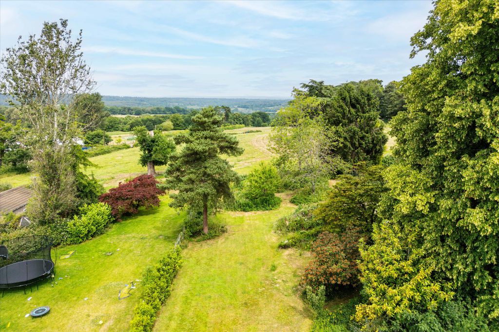 Property photo 2 of 26 Image