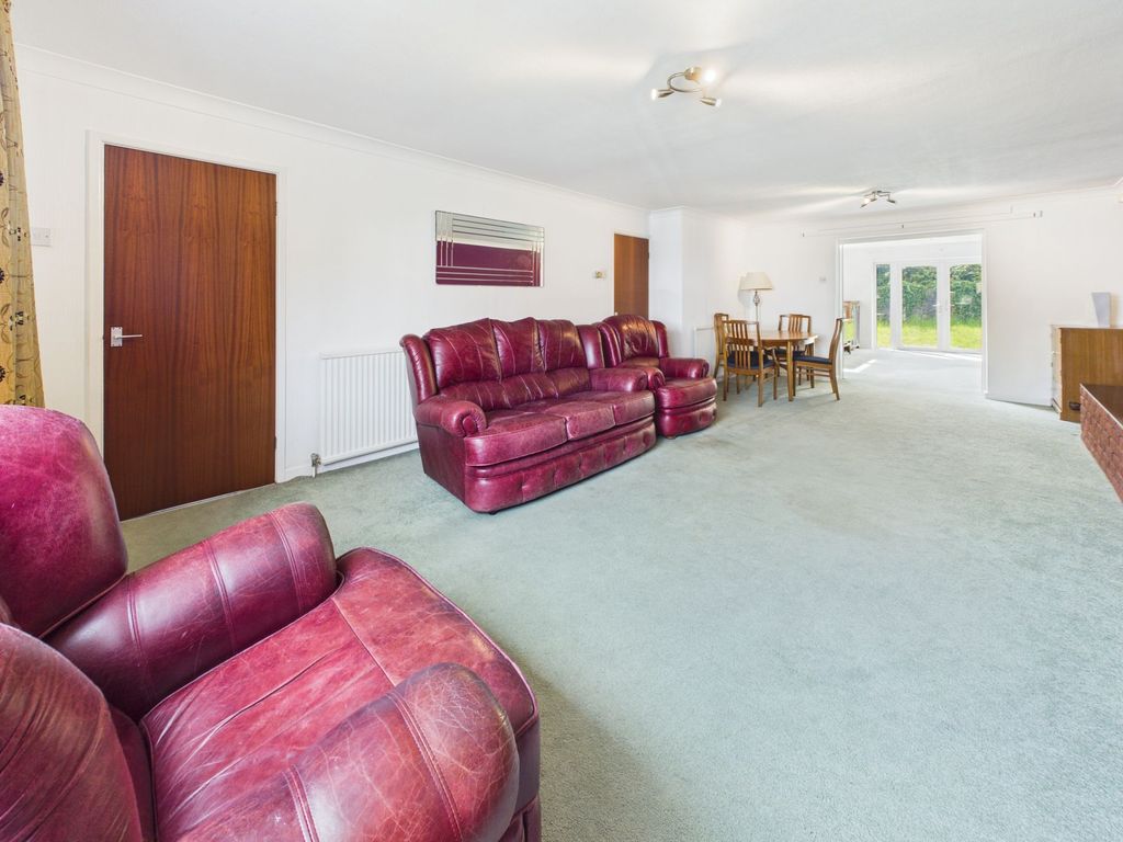 Property photo 2 of 24