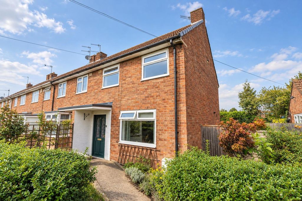 Property photo 1 of 14 External