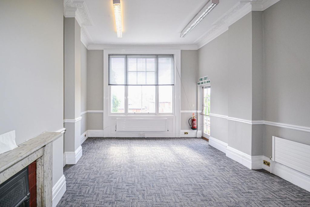 Property photo 3 of 4 Image 3