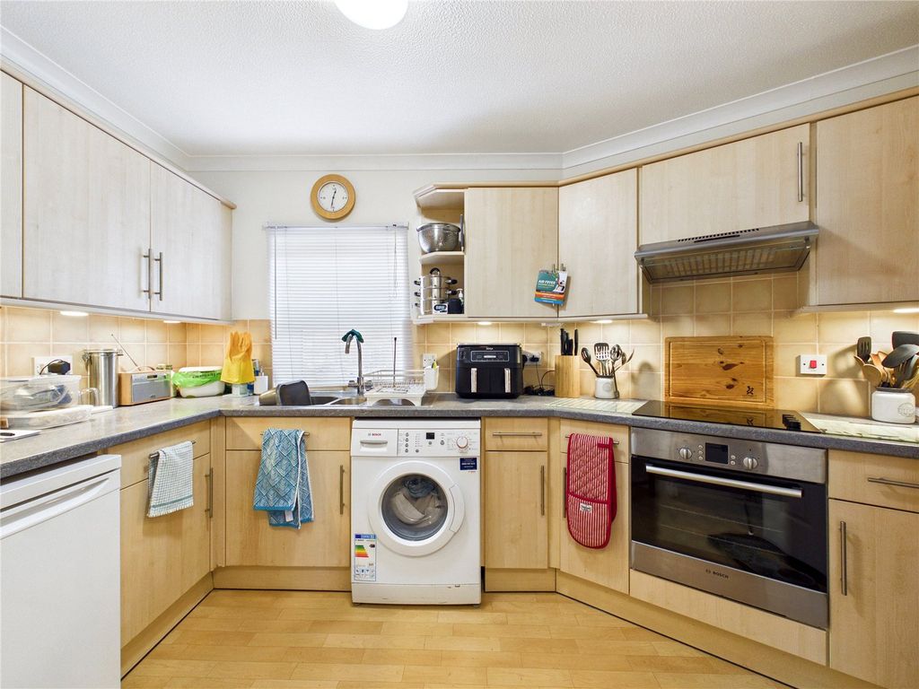 Property photo 2 of 10 Picture No. 04