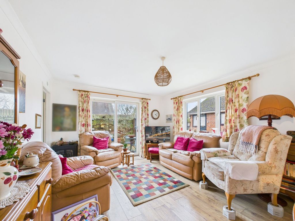 Property photo 2 of 13