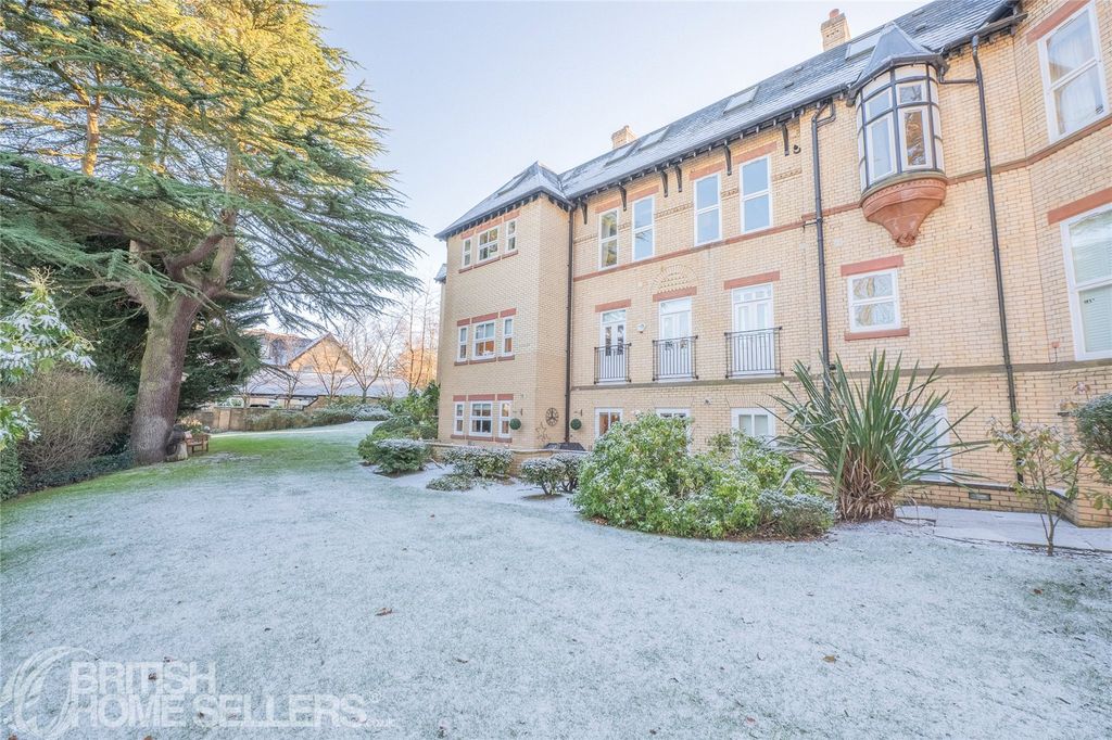 Property photo 1 of 24 Picture No. 99