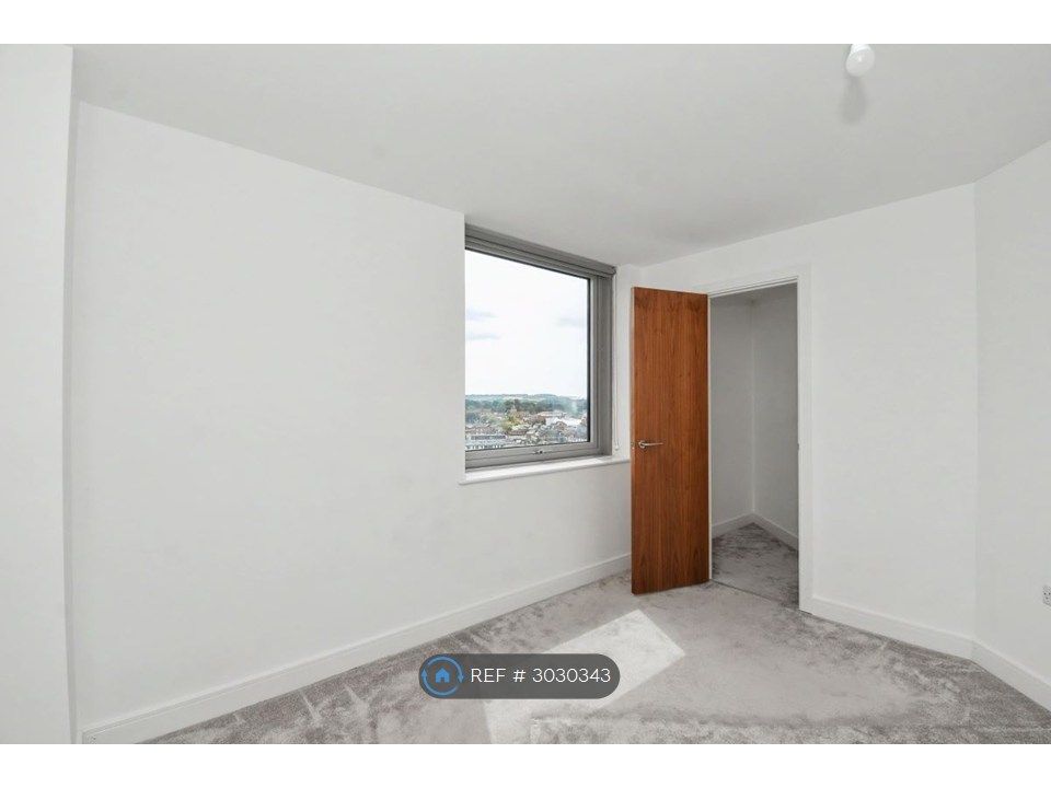 Property photo 3 of 6