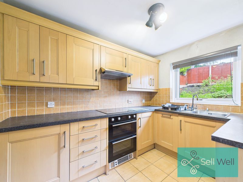 Property photo 3 of 22 Kitchen