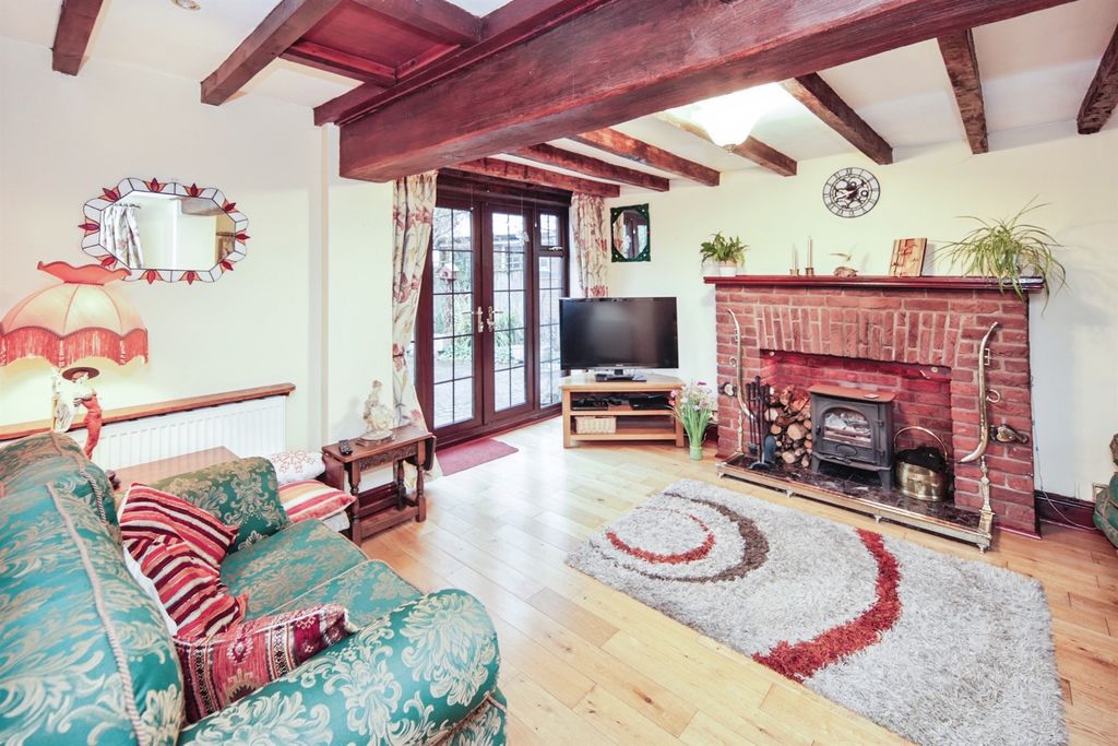 Property photo 2 of 14