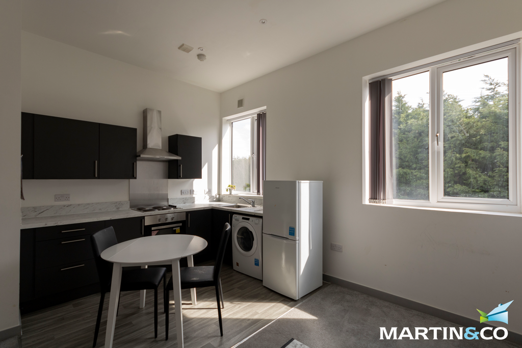 Property photo 3 of 6 Picture2