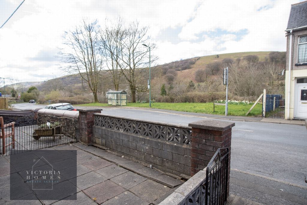 Property photo 2 of 27 Photo 22