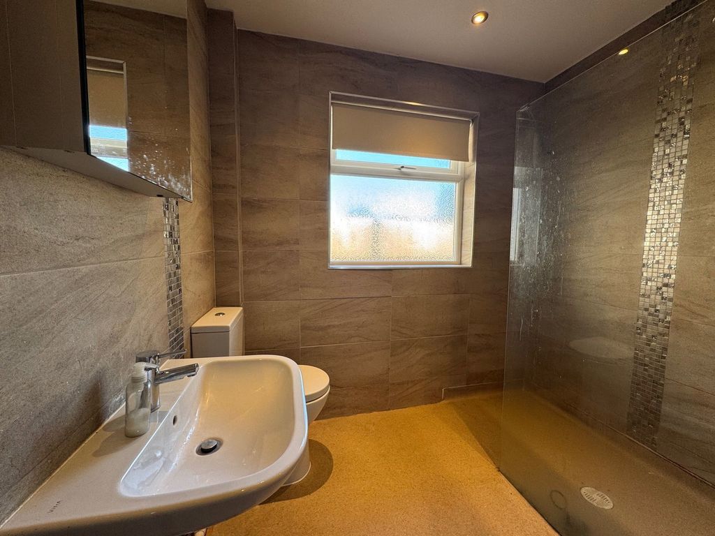 Additional image 4 of 3 bed bungalow for saleGelligaer Road, Trelewis, Treharris CF46