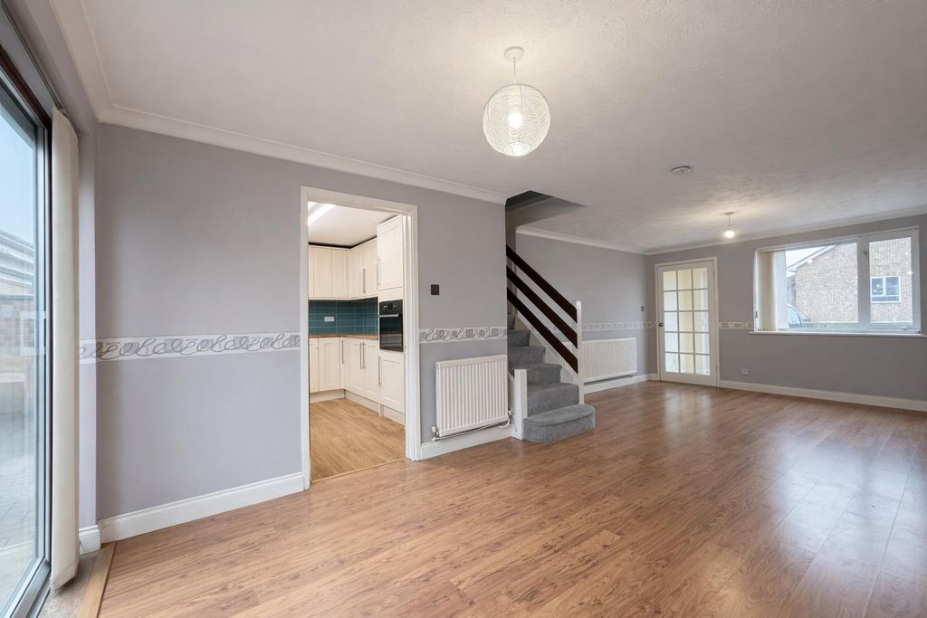 Property photo 3 of 13 Living Room 2