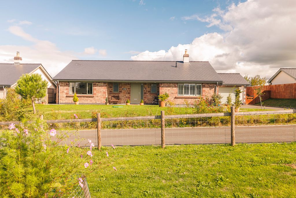 Property photo 1 of 30 Picture No. 63