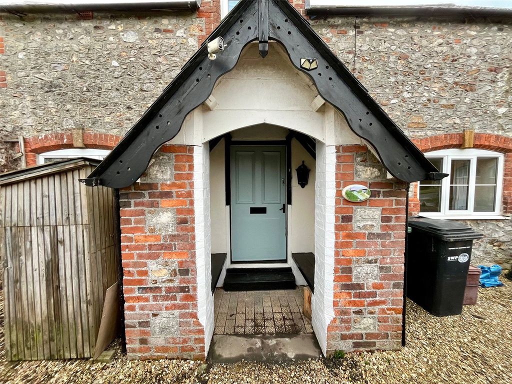 Property photo 2 of 13 Picture No. 19