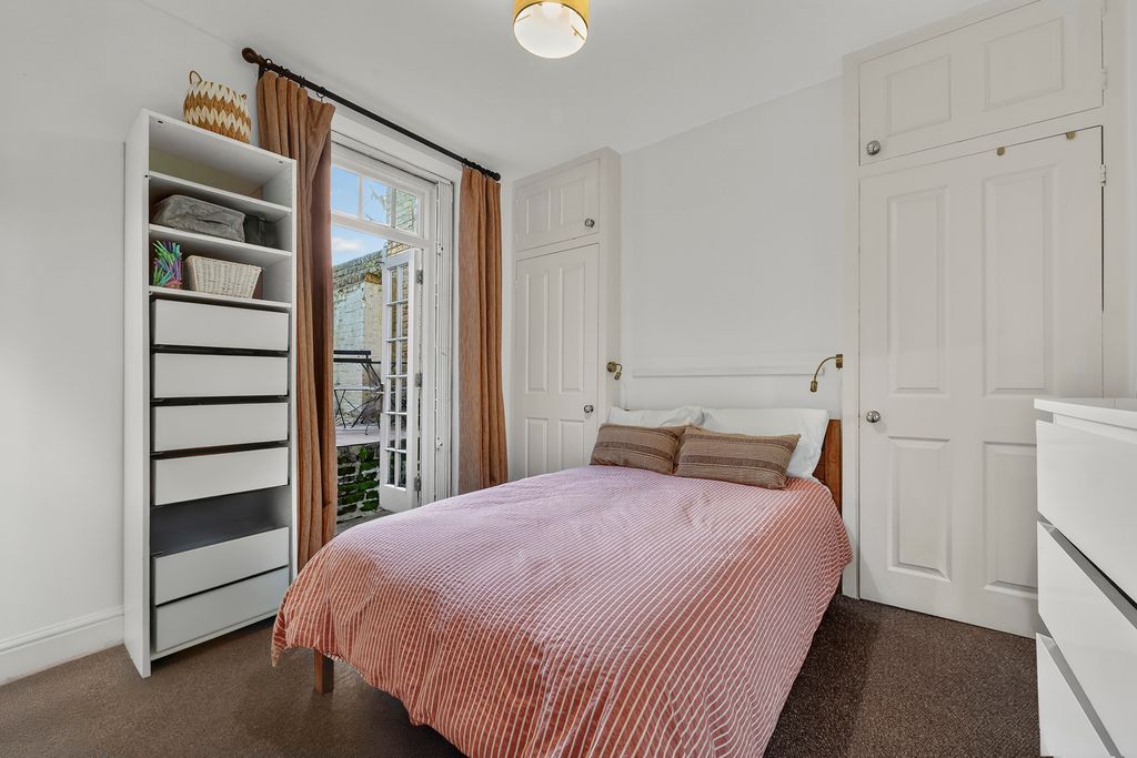 Property photo 2 of 8 Picture No. 02