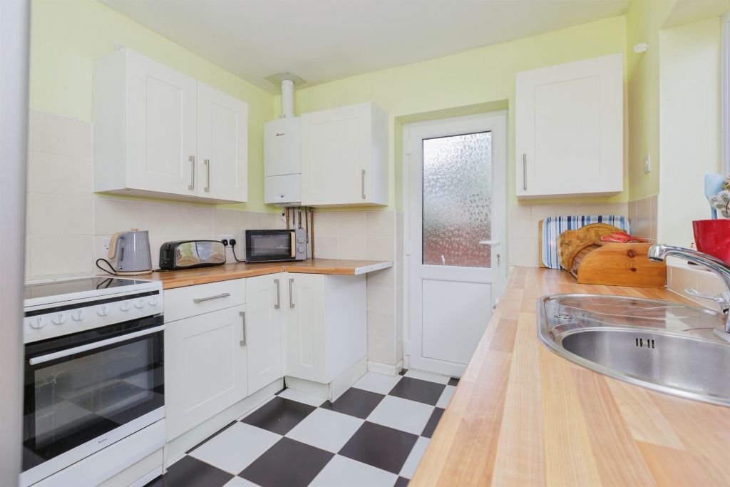 Property photo 3 of 17