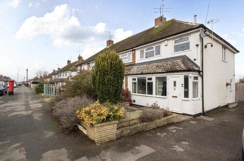 Property photo 1 of 12 1404127-2-6977809...