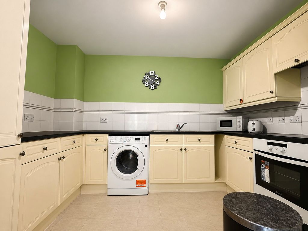 Property photo 3 of 7