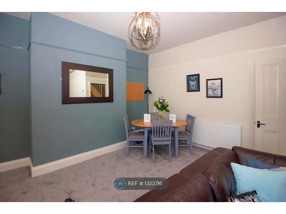Property photo 3 of 5