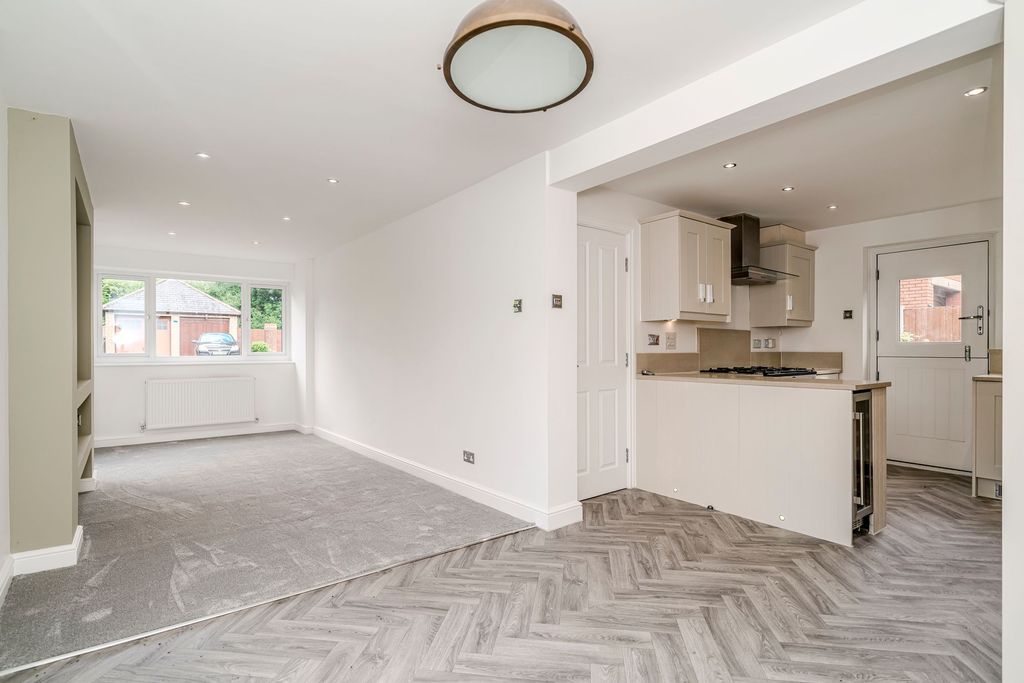 Property photo 2 of 52 Photo 50