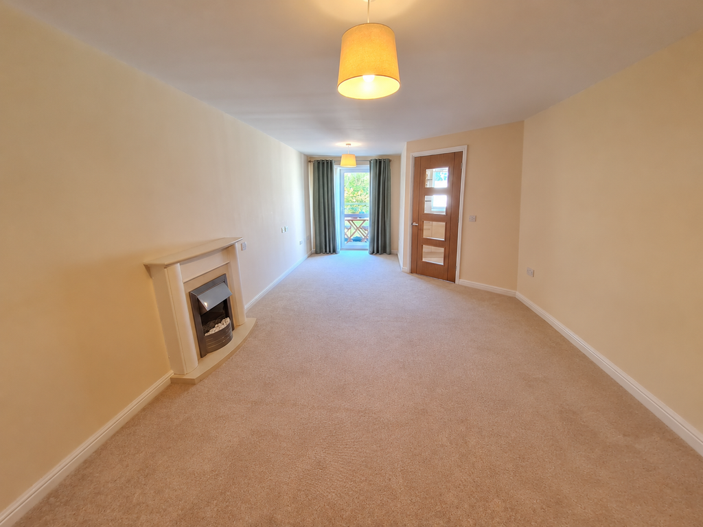 Property photo 2 of 14