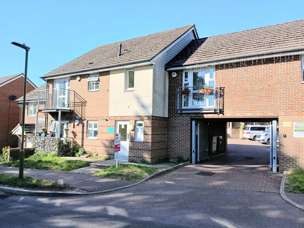 Property photo 1 of 15 Image