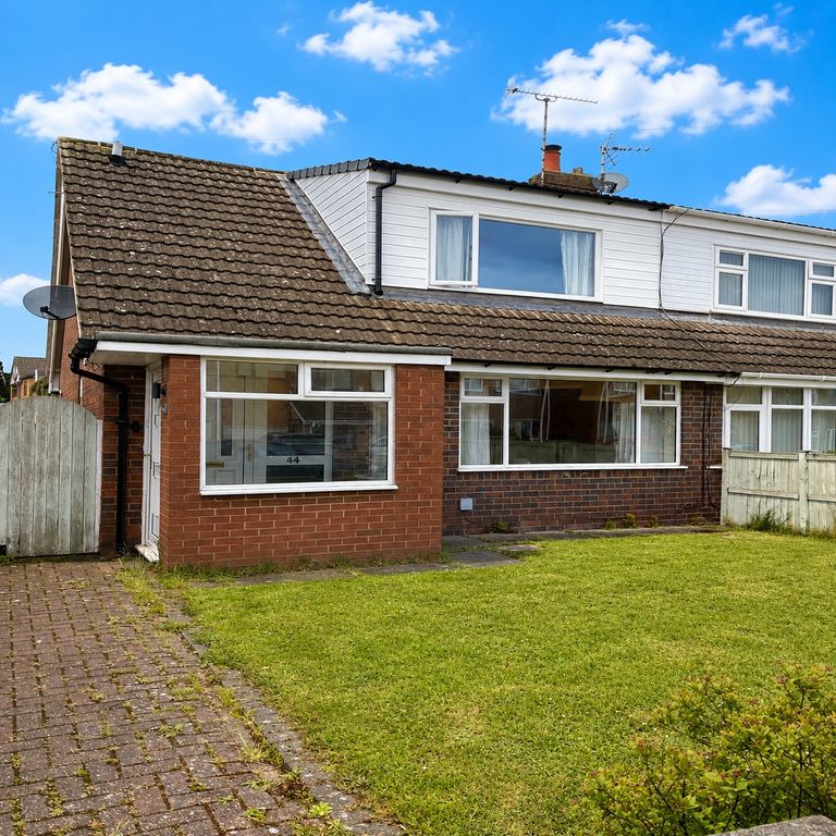 Property photo 1 of 12