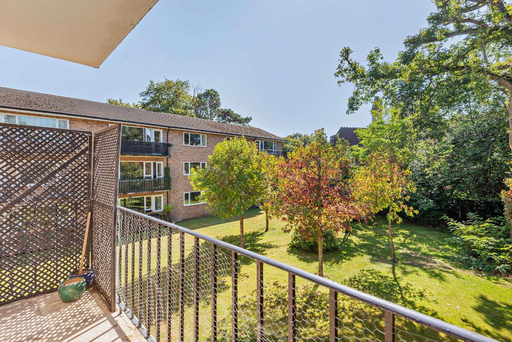 Property photo 1 of 18 Balcony